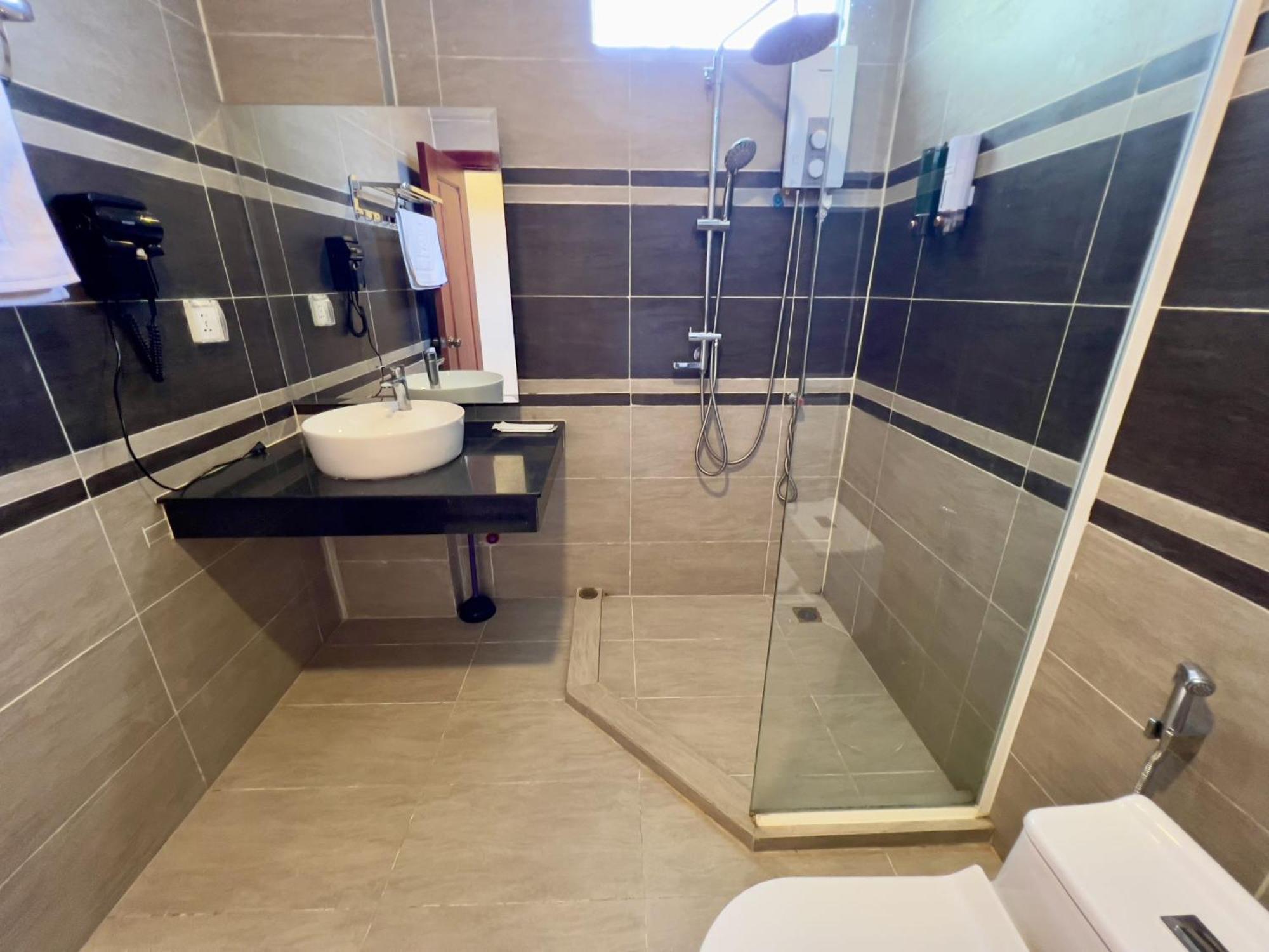 Nyna Villa Guesthouse كامبوت المظهر الخارجي الصورة